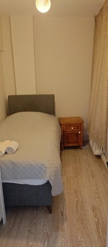 KADIKÖY MERKEZ 2+1 EŞYALI KİRALIK DAİRE