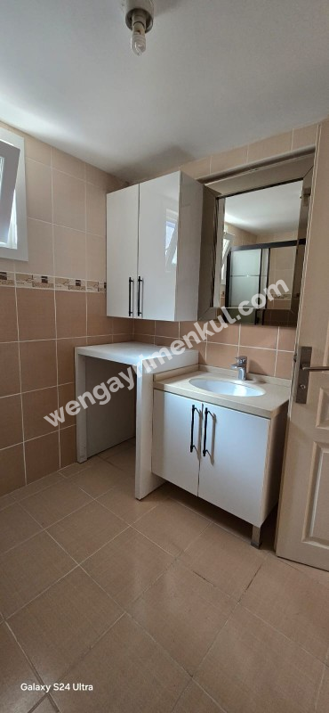 Maltepe İdealtepe’de, Bağdat Caddesi’ne Yalnızca 3 Dakika Mesafede Kiralık 2+1 Daire