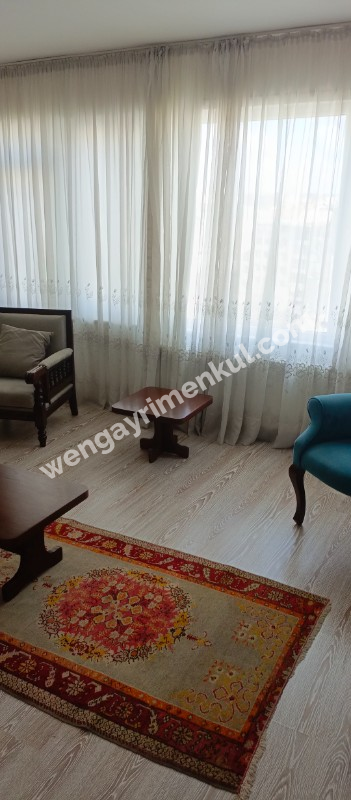 KADIKÖY MERKEZ 2+1 EŞYALI KİRALIK DAİRE