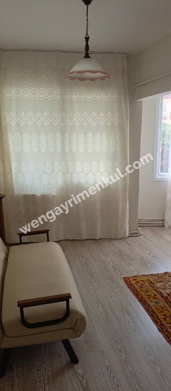 KADIKÖY MERKEZ 2+1 EŞYALI KİRALIK DAİRE