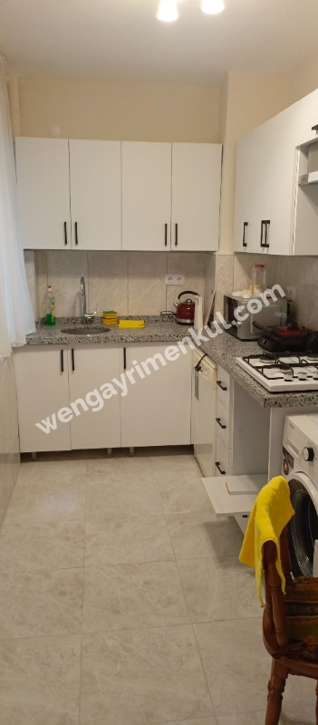 KADIKÖY MERKEZ 2+1 EŞYALI KİRALIK DAİRE