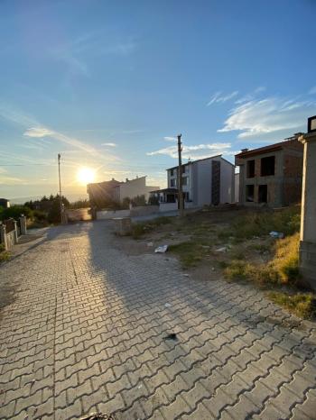 GÜVENAY - ÇORUM BİNEVLER MEVKİ T TİPİ SATILIK SIFIR VİLLA