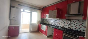 GÜVENAY EMLAK - ÇORUM KALE MAH.HÜYÜK CAD. 3+1 SATILIK DAİRE