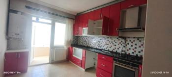 GÜVENAY EMLAK - ÇORUM KALE MAH.HÜYÜK CAD. 3+1 SATILIK DAİRE