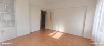 GÜVENAY EMLAK - ÇORUM KALE MAH.HÜYÜK CAD. 3+1 SATILIK DAİRE