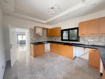 KKTC Girne Doğanköy Bölgesinde Satılık 5+1 İkiz Villa