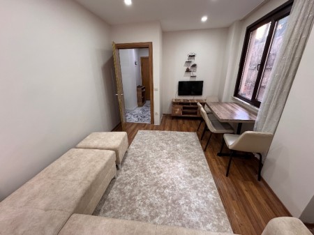 Çağlayan Adliyesi ve Metrobüse Yakın 1+1 Eşyalı Satılık Daire