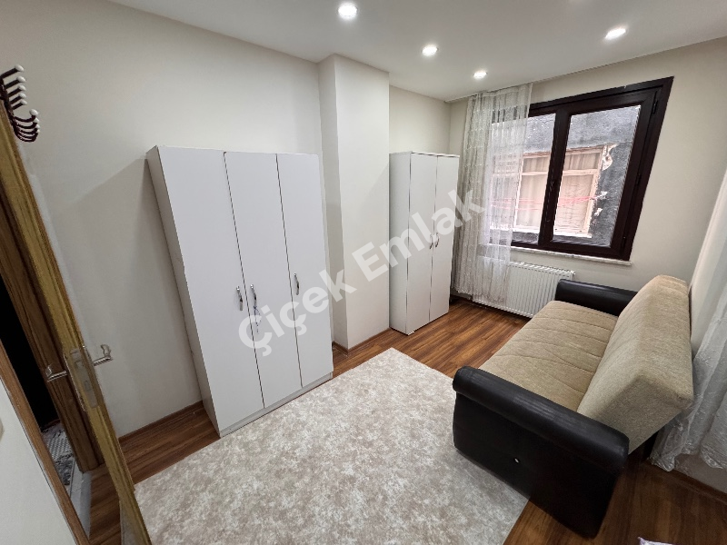 Çağlayan Adliyesi ve Metrobüse Yakın 1+1 Eşyalı Satılık Daire