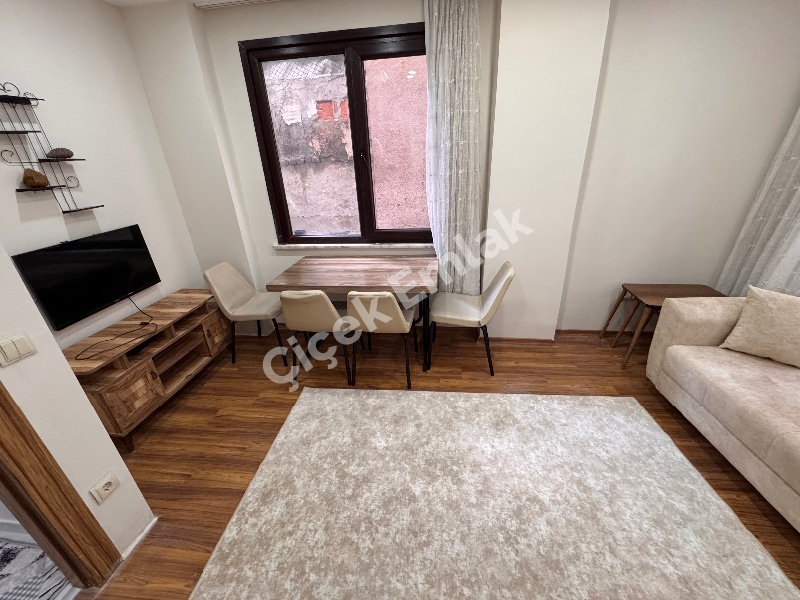 Çağlayan Adliyesi ve Metrobüse Yakın 1+1 Eşyalı Satılık Daire