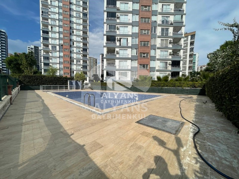 ALYANS'TAN MEZİTLİ'DE LÜKS VE ZERAFETİ BİRLEŞTİREN YAPI'DA 3+1