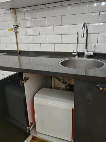 SELÇUK 14 MAYIS MAHALLESİNDE SATILIK ARA KAT BAKIMLI 2+1 DAİRE