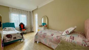 Elmas’tan Bahçelievler’de Merkezi Konumlu Bağımsız Mutfak 3+1