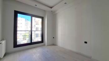 Elmas'tan Tece Deniz Mh'de Nezih Muhitte Şık Kullanışlı 1+1