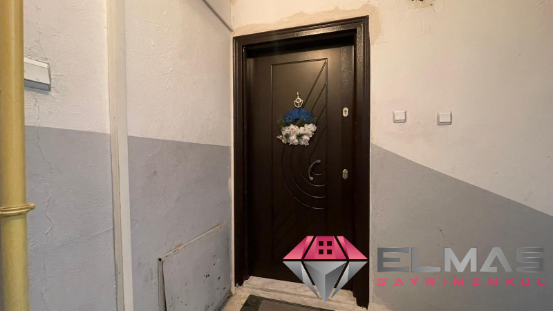 Elmas’tan Bahçelievler’de Merkezi Konumlu Bağımsız Mutfak 3+1