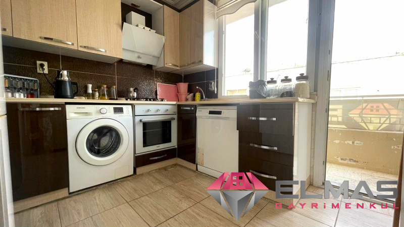 Elmas’tan Bahçelievler’de Merkezi Konumlu Bağımsız Mutfak 3+1