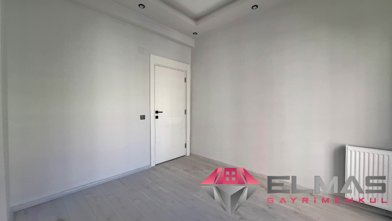 Elmas'tan Tece Deniz Mh'de Nezih Muhitte Şık Kullanışlı 1+1