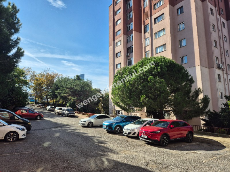 Ayazağa Oyak Sitesinde Taşınmaya Hazır 3+1 Bahçe katı