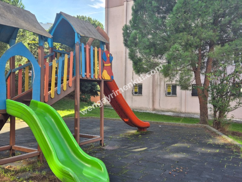 Ayazağa Oyak Sitesinde Taşınmaya Hazır 3+1 Bahçe katı