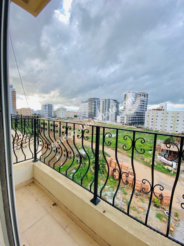 Girişte 2 ay peşin gerisi aylık ödemeli kiralık Penthouse