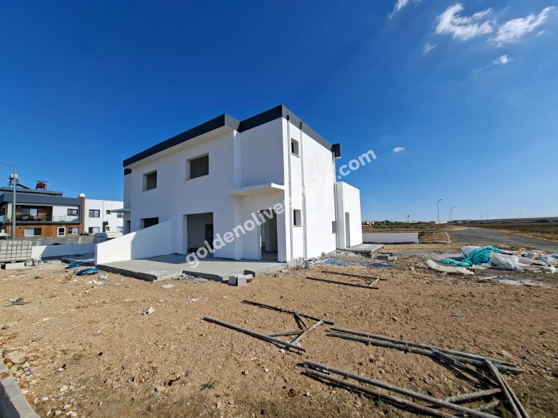 Tek Villa Fiyatına 2 Adet Villa - Mağusa – Tuzla Bölgesi