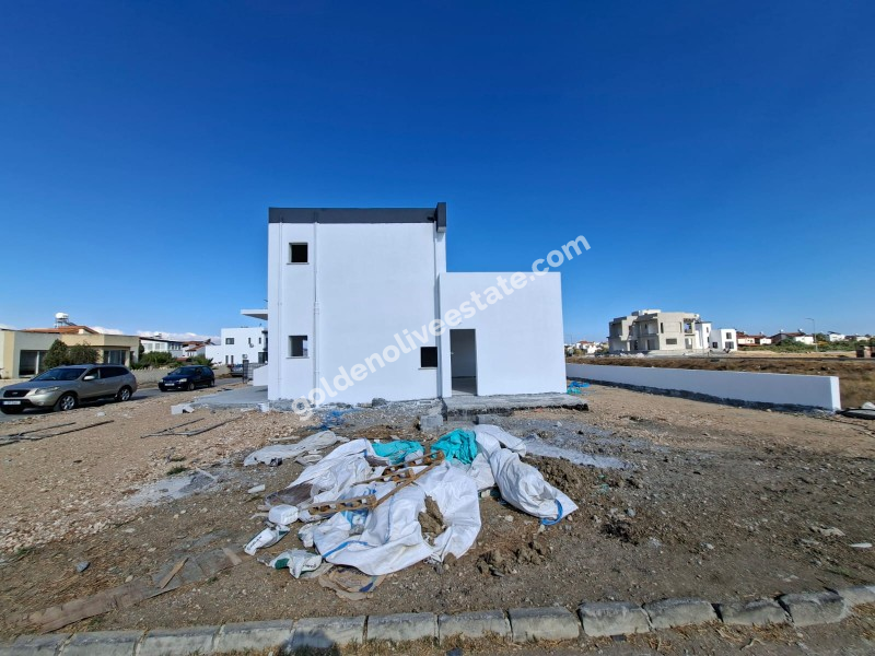 Tek Villa Fiyatına 2 Adet Villa - Mağusa – Tuzla Bölgesi