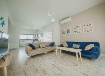  KKTC Girne Karaoğlanoğlu Bölgesinde GAU' ye yürüyüş mesafesinde Yüzme Havuzlu Site İçerisinde Kiralık Müstakil 2 Yatak Odalı Villa