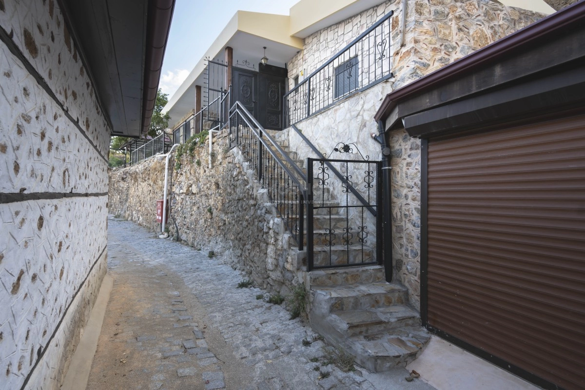 Tarihi Alanya Kalesinde Lüks Daire