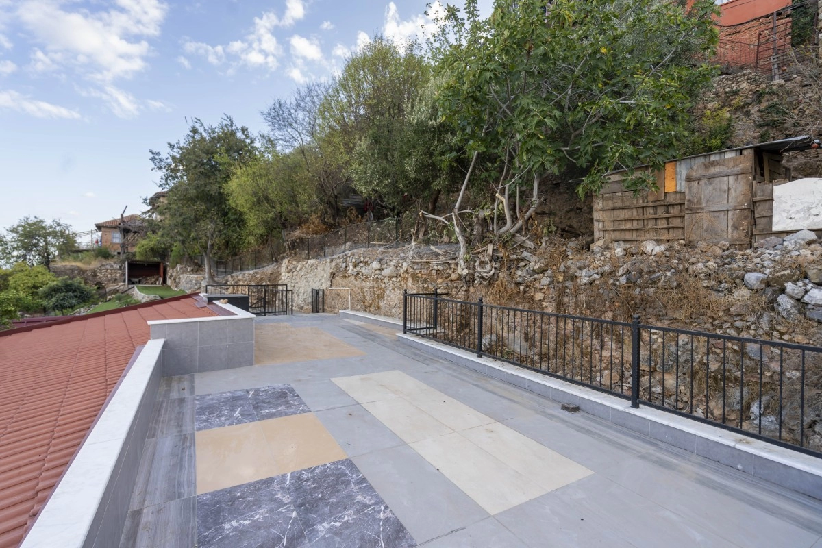 Tarihi Alanya Kalesinde Lüks Daire