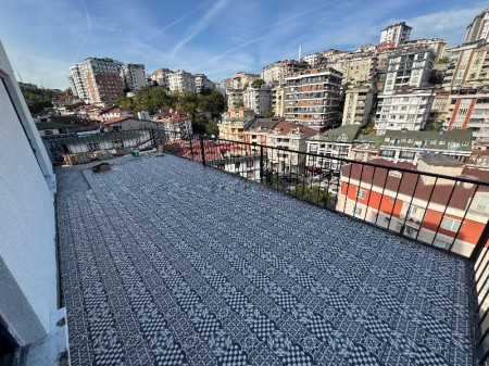 Karadolap'ta 4+1 Büyük Teraslı Manzaralı Sıfır Satılık Dubleks