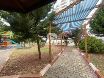 ALYANS'TAN HARİKA LOKASYONDA SİTE İÇERİSİNDE FULL EŞYALI 2+1