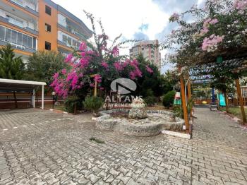 ALYANS'TAN HARİKA LOKASYONDA SİTE İÇERİSİNDE FULL EŞYALI 2+1