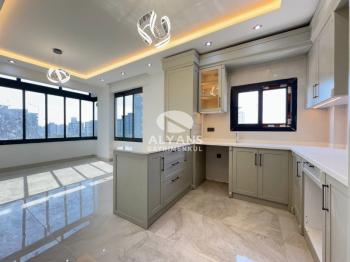 ALYANS'TAN ŞIKLIĞIYLA GÖZ DOLDURAN BAĞIMSIZ MUTFAK GENİŞ 2+1