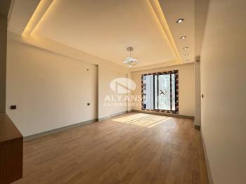 ALYANS'TAN ŞIKLIĞIYLA GÖZ DOLDURAN BAĞIMSIZ MUTFAK GENİŞ 2+1