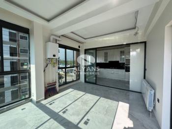 ALYANS'TAN ŞEHRİN GELİŞEN BÖLGESİNDE MUAZZAM İŞÇİLİĞİYLE 4+1