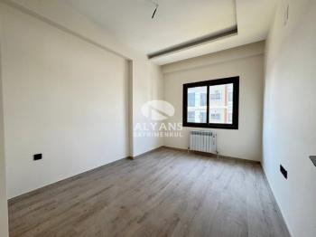 ALYANS'TAN ŞEHRİN GELİŞEN BÖLGESİNDE MUAZZAM İŞÇİLİĞİYLE 4+1