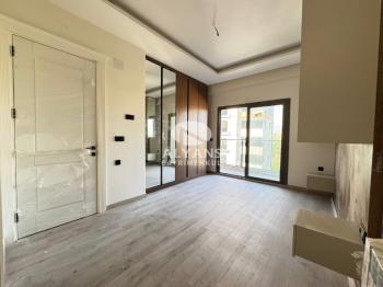 ALYANS'TAN ŞEHRİN GELİŞEN BÖLGESİNDE MUAZZAM İŞÇİLİĞİYLE 4+1