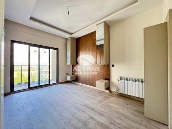 ALYANS'TAN ŞEHRİN GELİŞEN BÖLGESİNDE MUAZZAM İŞÇİLİĞİYLE 4+1