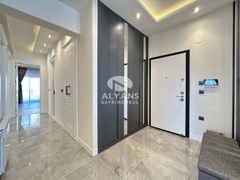 ALYANS'TAN LÜKS VE KONFORU SEVENLERE KUSURSUZ PROJEDE 3+1