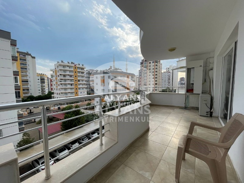 ALYANS'TAN HARİKA LOKASYONDA SİTE İÇERİSİNDE FULL EŞYALI 2+1