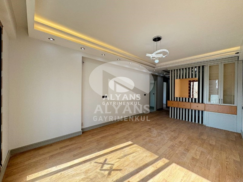 ALYANS'TAN ŞIKLIĞIYLA GÖZ DOLDURAN BAĞIMSIZ MUTFAK GENİŞ 2+1