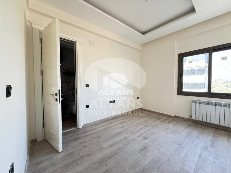 ALYANS'TAN ŞEHRİN GELİŞEN BÖLGESİNDE MUAZZAM İŞÇİLİĞİYLE 4+1