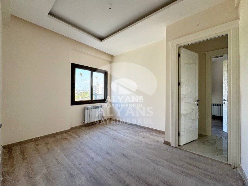 ALYANS'TAN ŞEHRİN GELİŞEN BÖLGESİNDE MUAZZAM İŞÇİLİĞİYLE 4+1