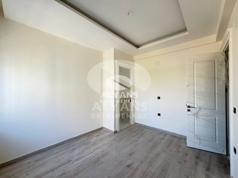 ALYANS'TAN ŞEHRİN GELİŞEN BÖLGESİNDE MUAZZAM İŞÇİLİĞİYLE 4+1