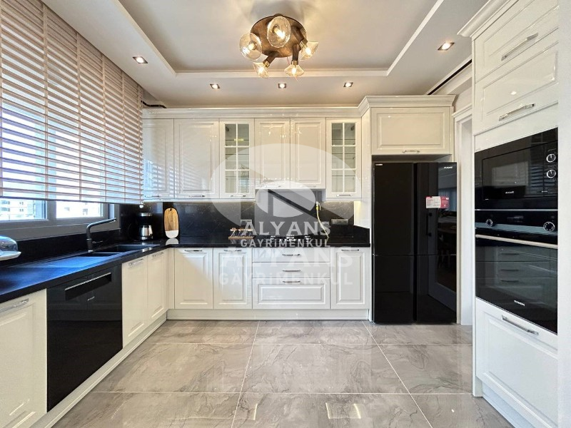 ALYANS'TAN LÜKS VE KONFORU SEVENLERE KUSURSUZ PROJEDE 3+1