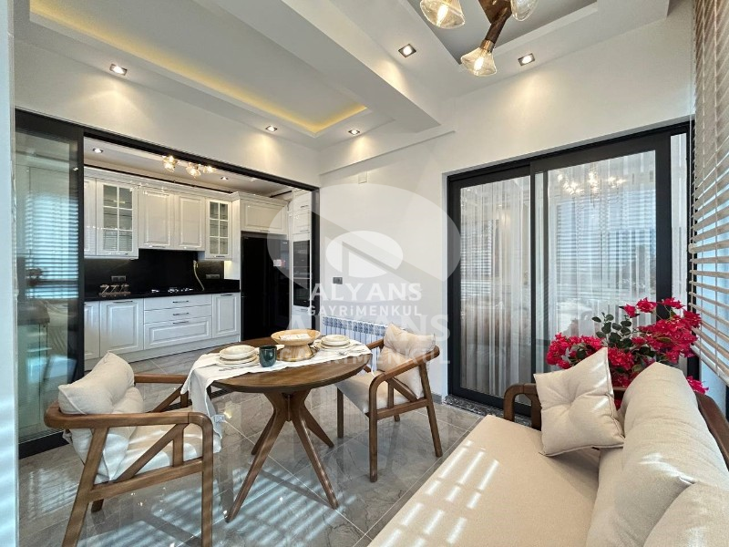 ALYANS'TAN LÜKS VE KONFORU SEVENLERE KUSURSUZ PROJEDE 3+1