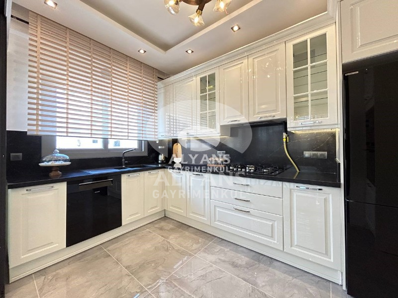 ALYANS'TAN LÜKS VE KONFORU SEVENLERE KUSURSUZ PROJEDE 3+1