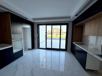 Didim Efeler Mahallesinde 500 M2 Arsa Üzerinde Satılık Villa