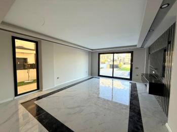 Didim Efeler Mahallesinde 500 M2 Arsa Üzerinde Satılık Villa