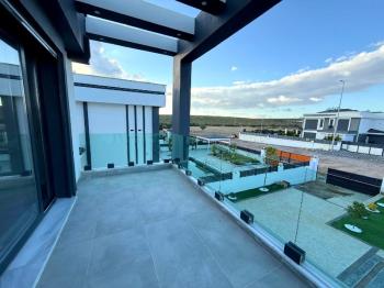 Didim Efeler Mahallesinde 500 M2 Arsa Üzerinde Satılık Villa