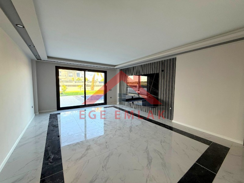 Didim Efeler Mahallesinde 500 M2 Arsa Üzerinde Satılık Villa